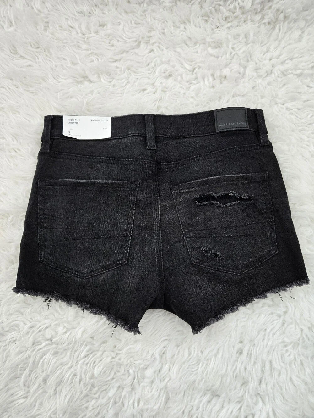 American Eagle Next Level Stretch High Rise Shortie. Black. Size 4. New.